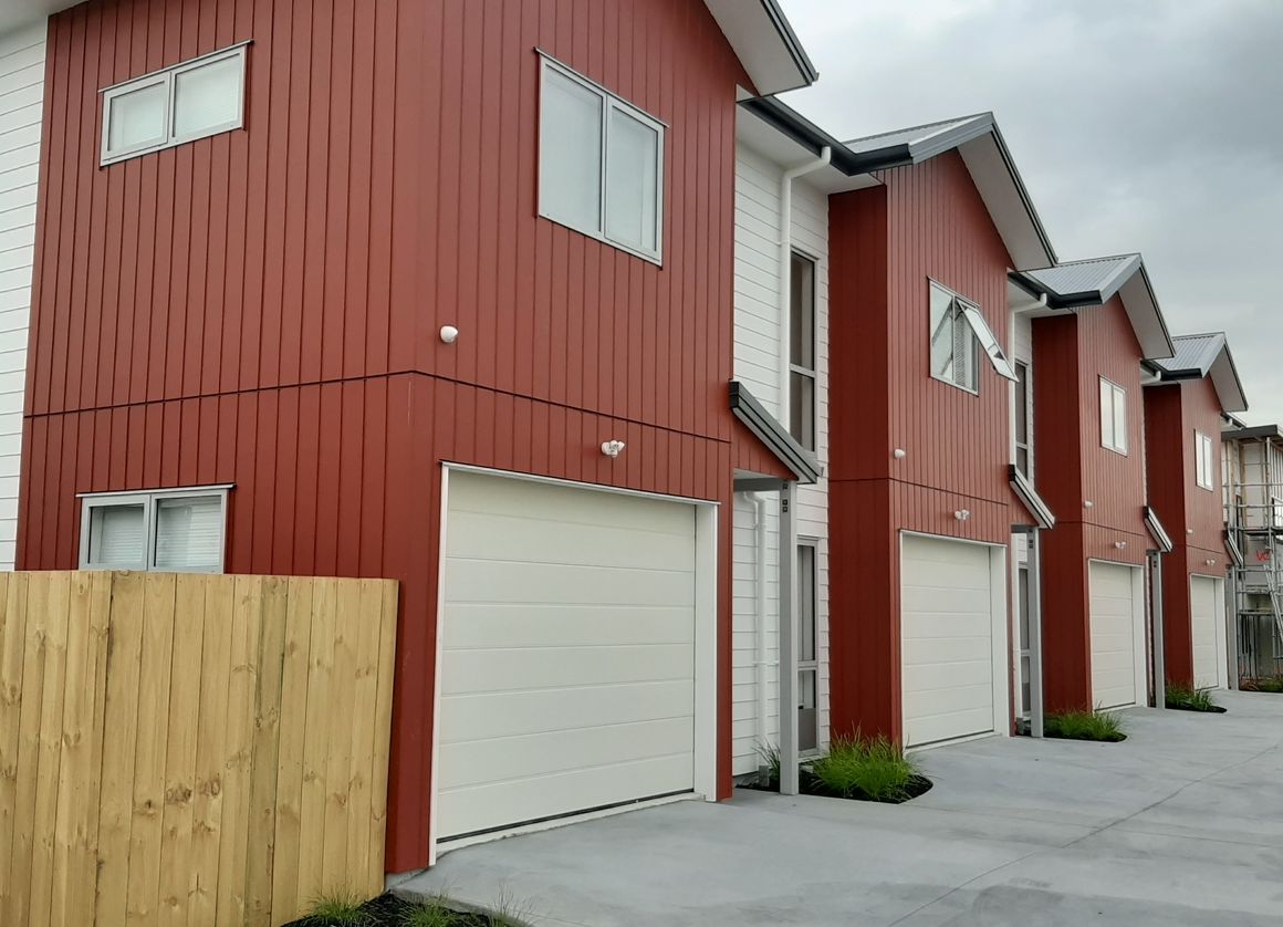 1 Rib Embossed Titania