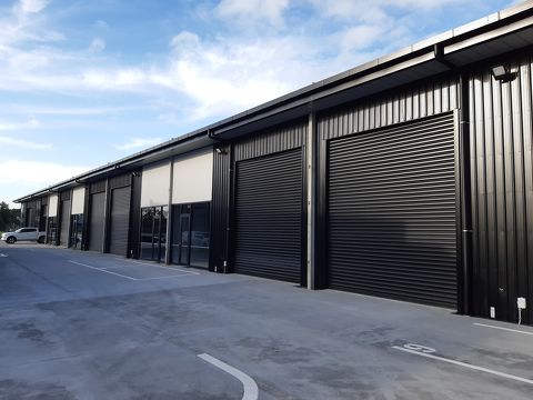 Roller Shutter Ebony