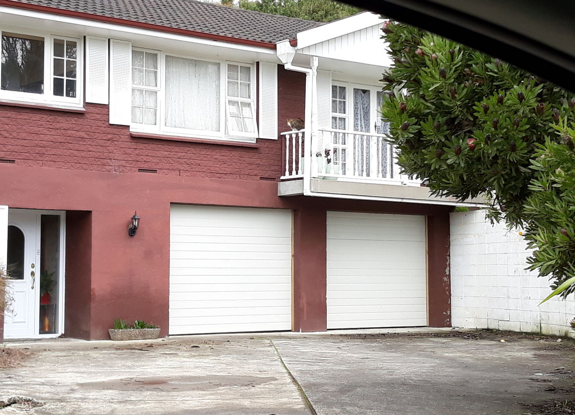 3 Rib Embossed Titania